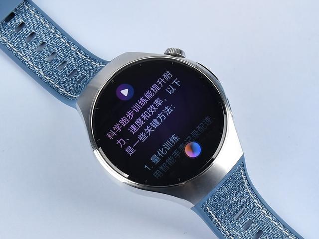 华为苹果手表巅峰对决，谁能称霸2025年腕上科技