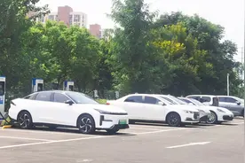 阜阳加快推进新能源汽车充换电基础设施建设 充电桩保有量居全省第2图片