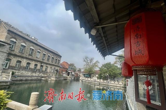 一年四季 泉在济南丨秋染泉池 静美如画