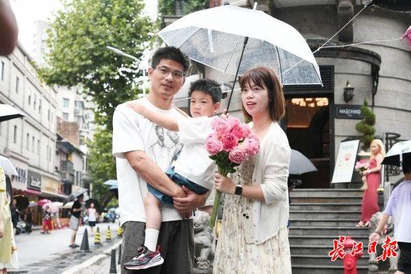 来一场说走就走的旅行，天凉了来武汉吧