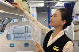 深航郑州“她力量”：平凡岗位 绽放芳华图片