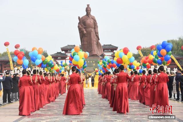第十届华商文化节在河南商丘开幕