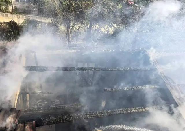 房财两空！家烧没了，8万养老钱成灰！这个火灾“元凶”你家也有