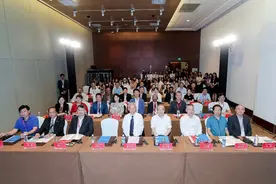 如何做好童书多语种出版？中国图片