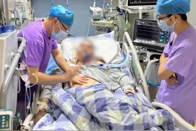51岁男子面瘫不开空调不开窗，竟被热出热射病送进ICU抢救！图片