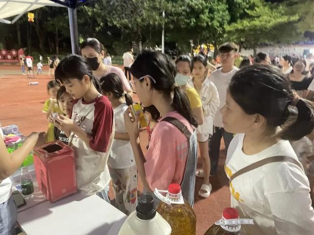 乐东“庆国庆 迎中秋”游园会圆满落幕，三夜欢歌共绘温馨画卷