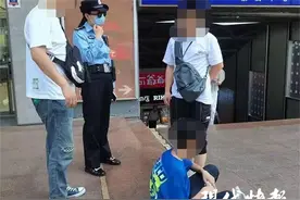 13岁男孩来南京旅游赌气出走，退伍军人热心守护图片