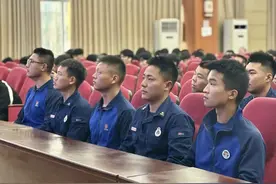 大中小学生“共学一堂课”！这堂特殊思政课很“湘”图片