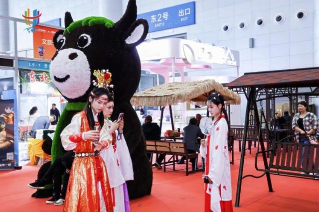 国际文旅博览会合肥开幕 打造一站式文旅体验新场景