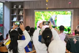 来这里欣赏蝴蝶翩跹之美！梅林公园蝴蝶园飞花谷开园图片