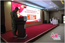 山东菏泽：开展“送法律法规进军营”活动助力新兵走好入伍第一步图片