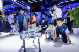 科博会｜未来科技触手可及！科博会丰台展区变身科幻乐园图片