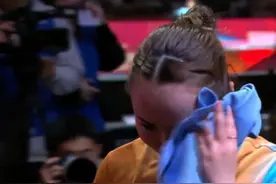 状态复苏！伊藤美诚首次夺得世乒赛单打奖牌，激动泪洒现场图片