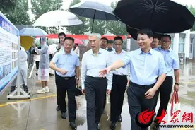 曲阜市田家炳中学举行建校十周年庆典活动图片