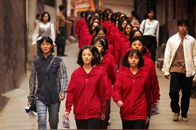 《山花烂漫时》收官：关于教育价值的深度探讨图片