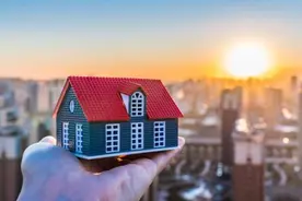 新政出炉后的深圳楼市：售楼处通宵卖房，中介门店二手房单日成交量创近三年新高图片