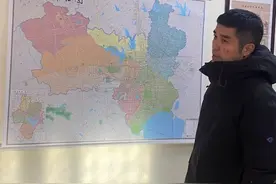 追踪｜合肥地图编制工程师：想把老地图制作成册，承载合肥历史变迁图片