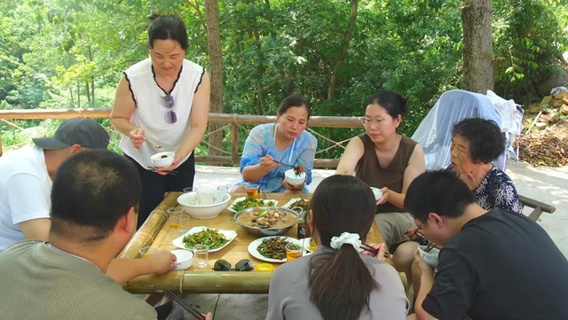 南漳：荆山碧水漾清凉 催生消费新浪潮