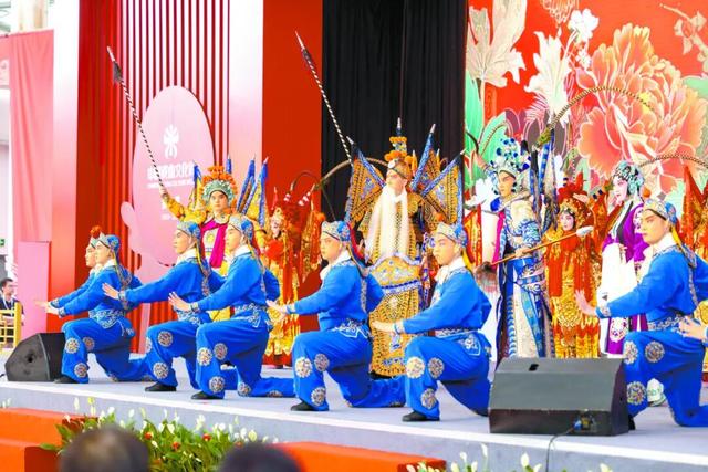 嗨玩金秋，何必远行？丰台重磅推出多项文商旅体融合活动，就等你赴约——