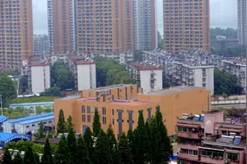 变电站是否存在“电磁辐射”，来极目新闻微信视频号看直播解密图片