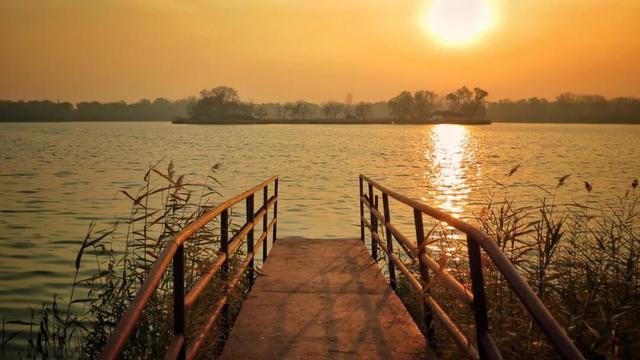 圆明园初冬的静谧