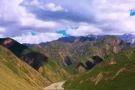 “万山之祖”昆仑秘境风光美图片