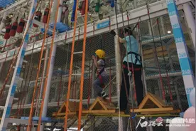 新疆亲子消费热潮涌现 “室内遛娃”成暑期新宠图片