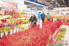 长沙花店纷纷上架迎春年宵花，兼具创意和实用性的拼装积木类产品成爆款图片