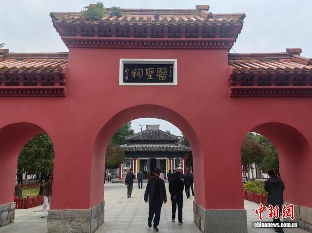 探访河南南阳医圣祠 感知仲景文化“根魂神韵”