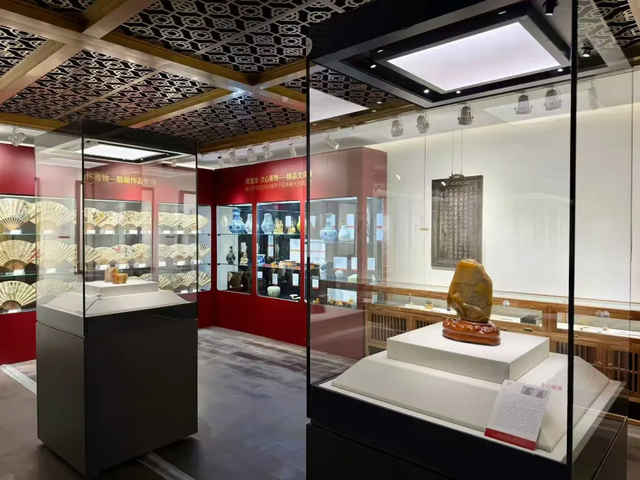 “北京荣宝2025秋拍精品展”在京开展