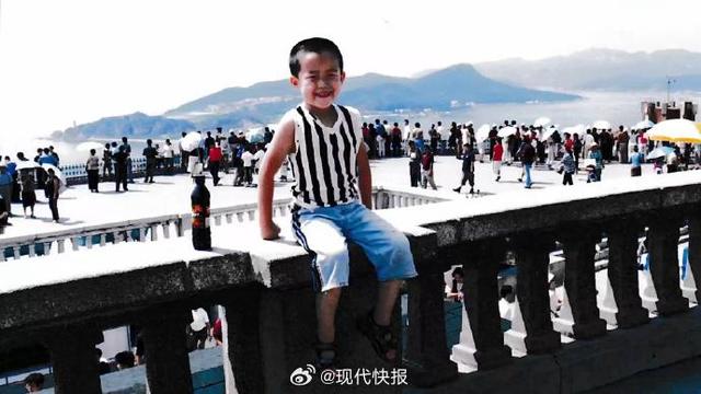 好会凹造型！王楚钦多张童年照曝光