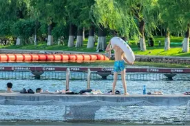 20米水幕电影免费看，地铁直达图片