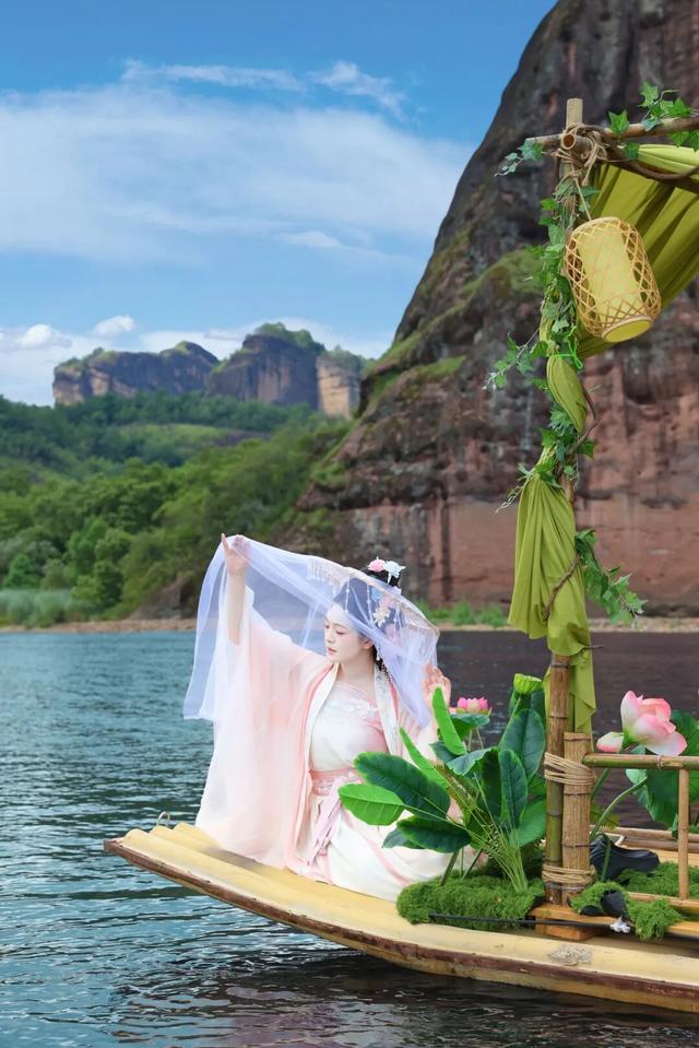 国庆趣龙虎山！定格专属旅拍大片，假期美好一键保存！