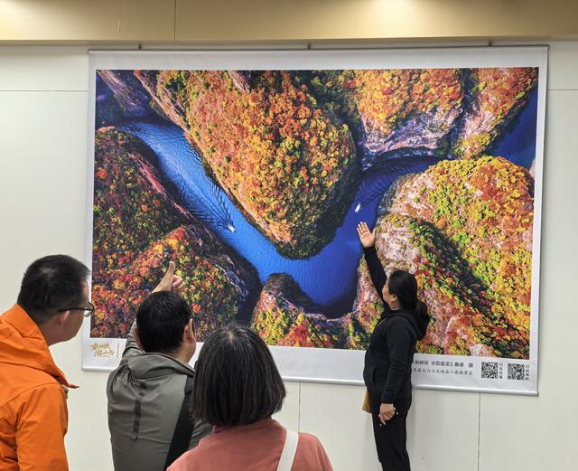 2025“乘地铁 游山西”首场主题摄影展在太原启幕