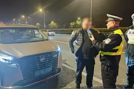 两车追尾后车全责，结果竟查出前车司机酒驾……图片