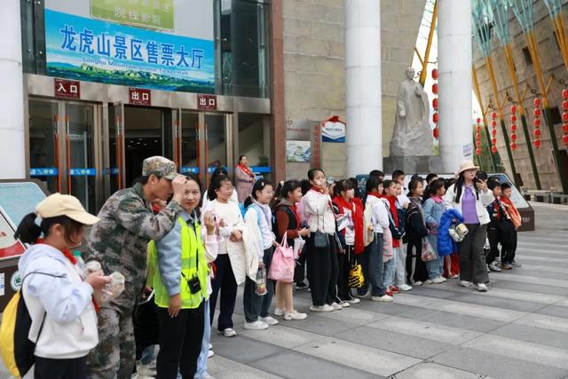 双十一狂欢！龙虎山开启秋日人从众火热模式！