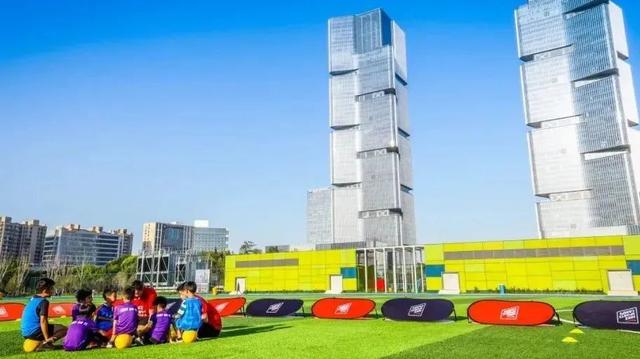 打卡遛娃健身新地标！郑州九大体育公园惠民开放→