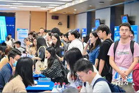 月薪普遍3万以上，还有入编、安家费等待遇！这场人才对接会为何如此“有料”？图片