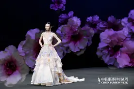 LAFAVEUR芸想「繁花之约」中国国际时装周惊艳绽放图片