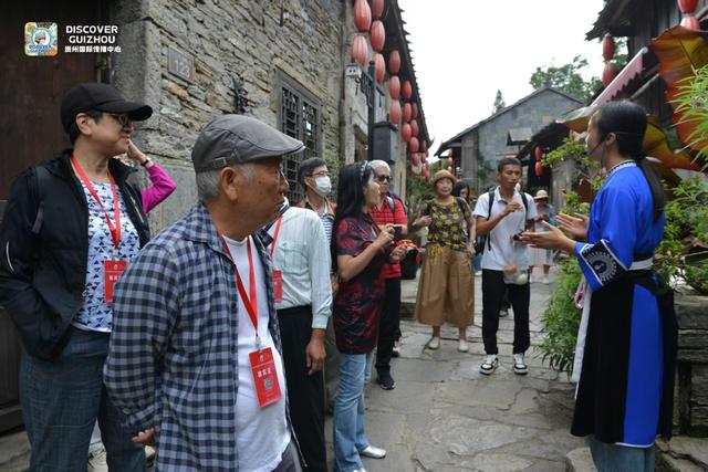 2025黔台会｜台湾文旅人漫步安顺云山屯：触摸屯堡家国六百年