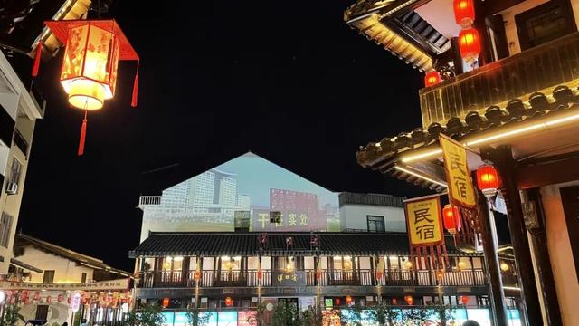 春天追花，冬日摘柚，这个小城是懂浪漫的！