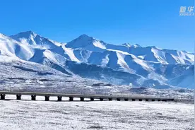 青海门源：冬日岗什卡雪峰景色壮美图片