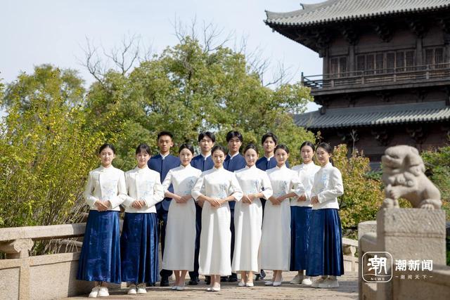 “小梧桐”志愿者首次亮相濮院古镇