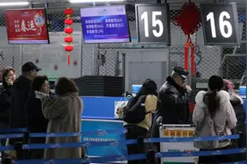 春运启幕 乌鲁木齐地窝堡国际机场推出8大类服务承诺图片