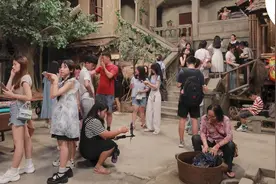 爆红的《七十二家房客》，永远的岭南文化基因｜南方+视频图片