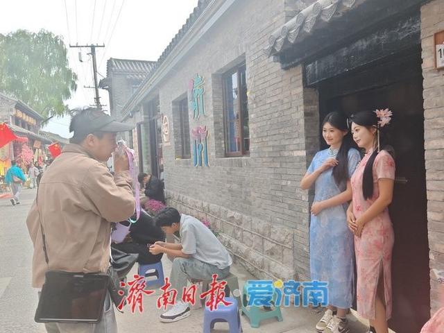 后宰门街国庆节首日开街亮相！“圈粉”年轻人成文旅新地标