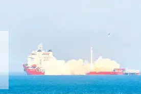 日照发射点位完成第三次海上发射图片