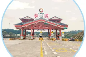 几分钟就能上高速公路 “水果村”奔上致富路图片