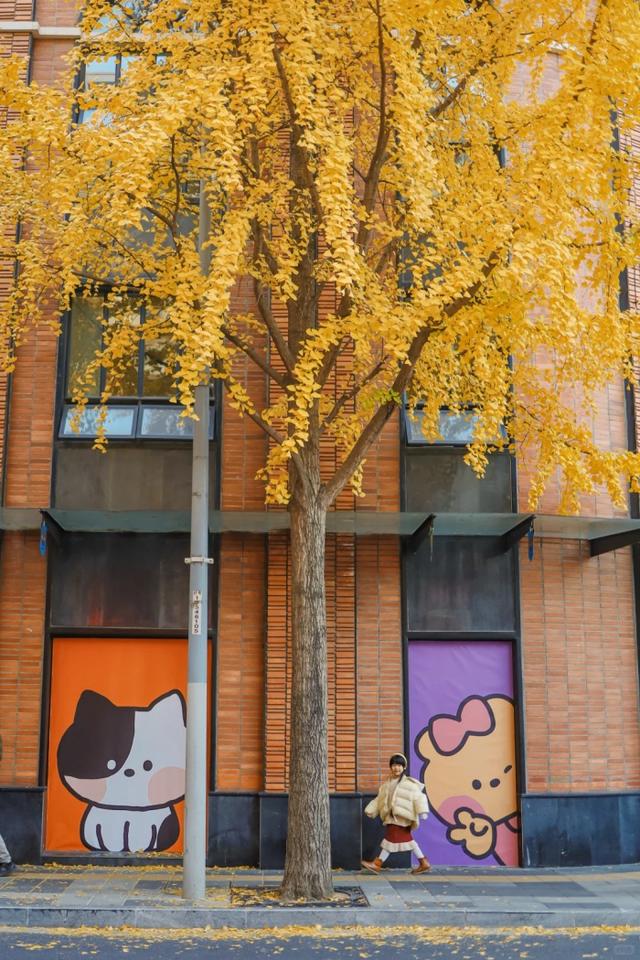 "全上海人都来了吧…"今天这条路什么情况？大堵车！还有30万人抢破头↗