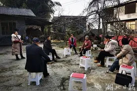 咸丰：“一条麻绳”化积案图片